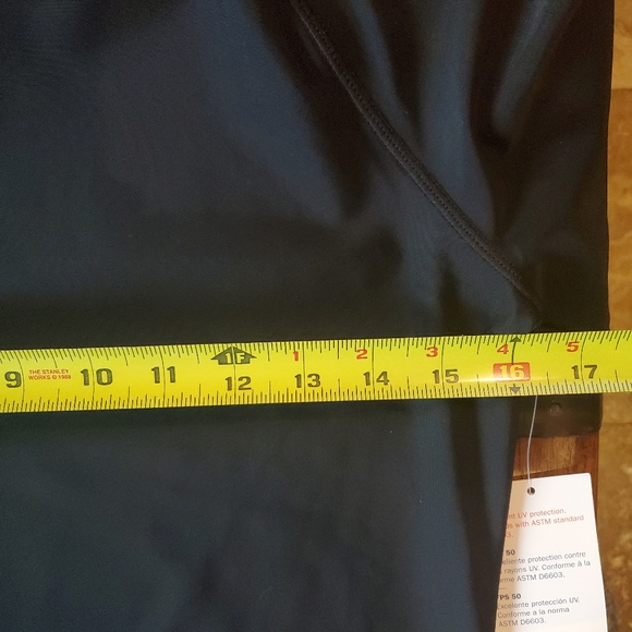 NWT - Women's UV Protection Performance Shirt - Picture 8 of 8